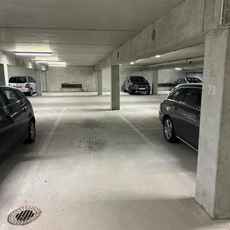 Schoene Im Zentrum Von *