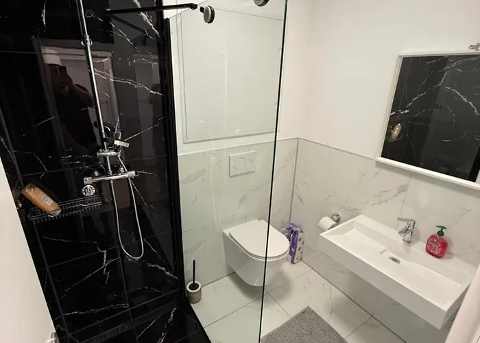 Apartamento Schoene Im Zentrum Von Ludwigshafen am Rhein